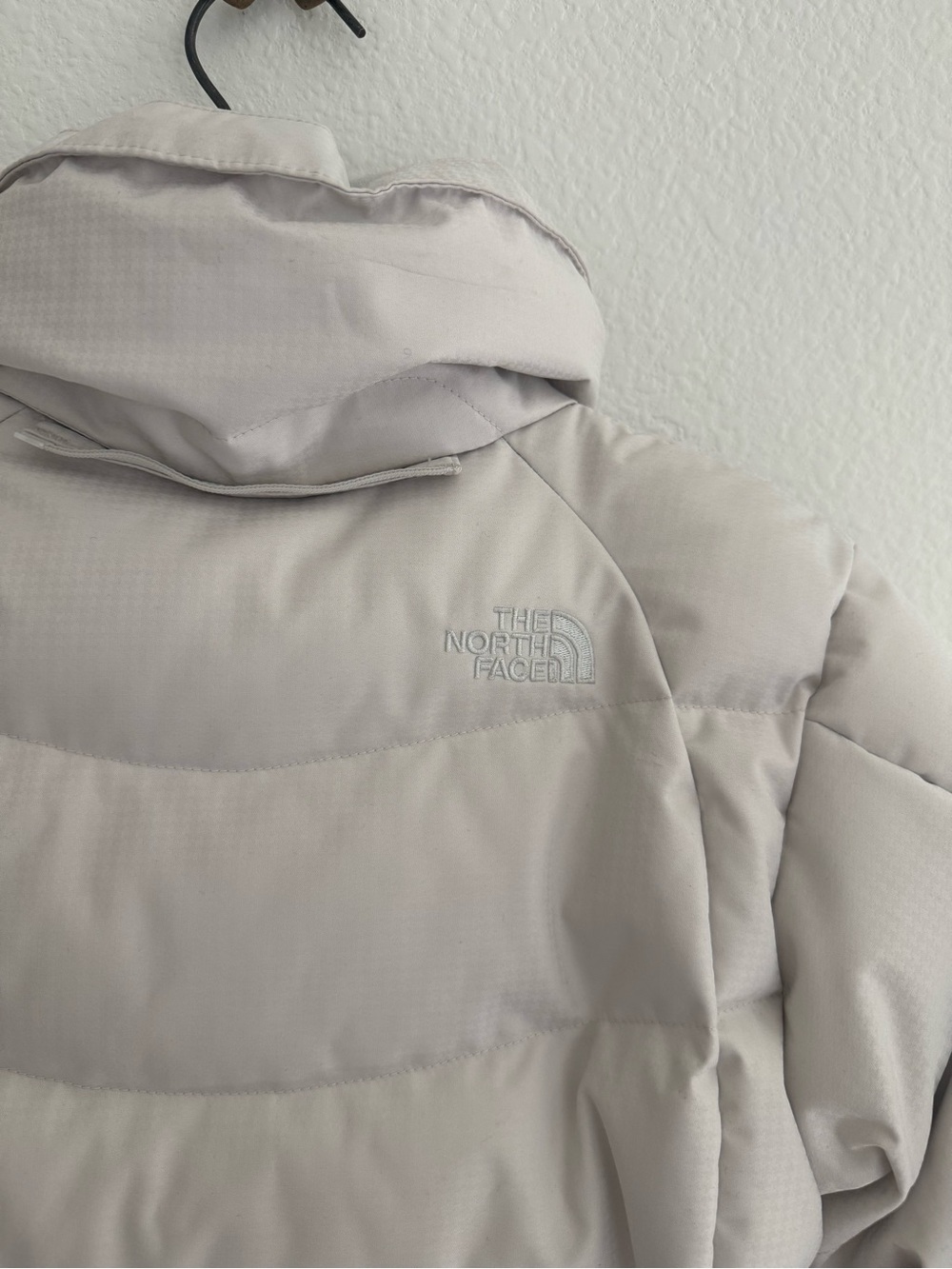 The North Face Women's Amry Down Puffer XS White - Picture 4 of 8